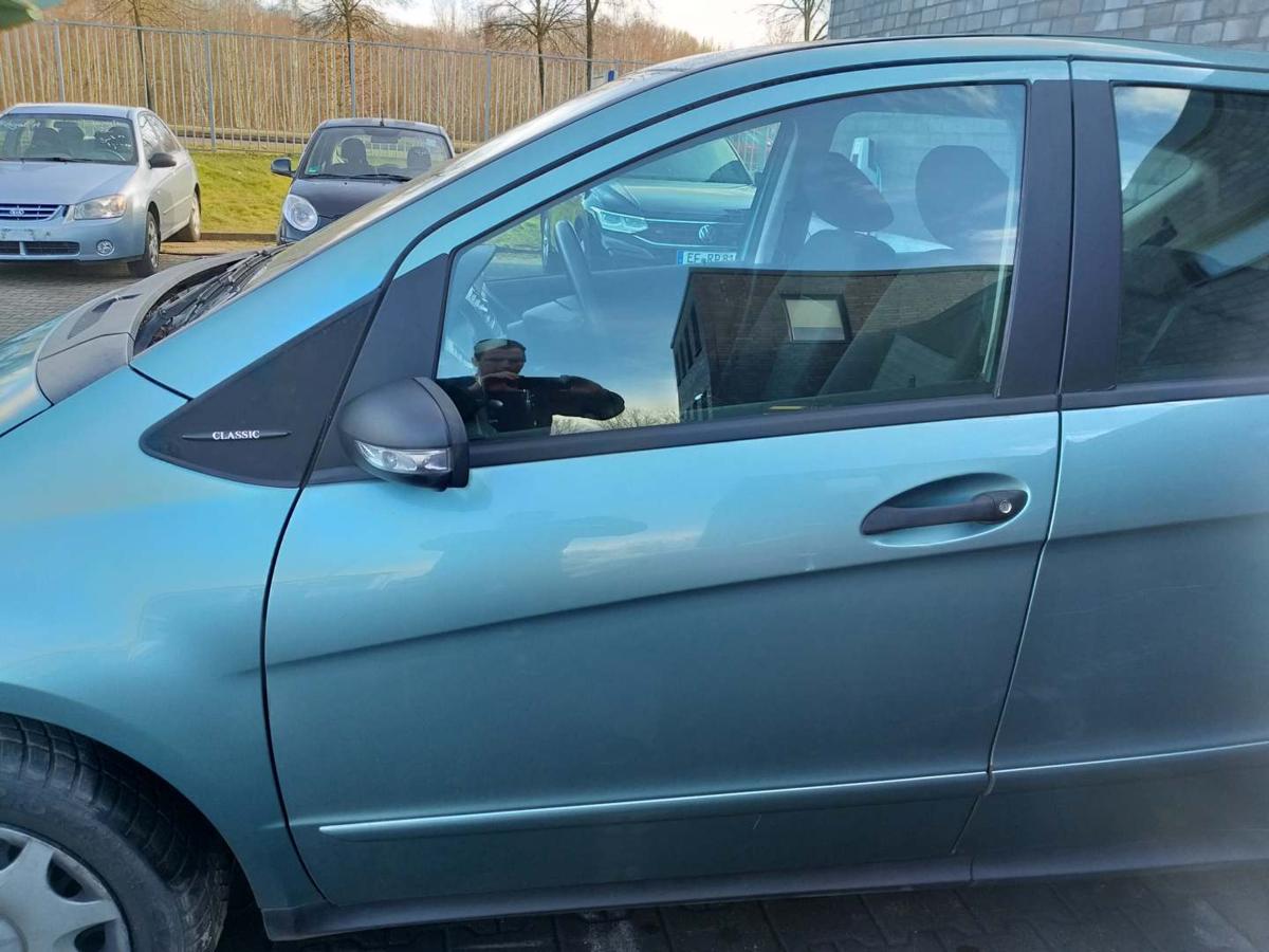 Mercedes A Klasse W169 original Tür vorn links 958 Quellblau 5-Türer Rohbau Bj.2004